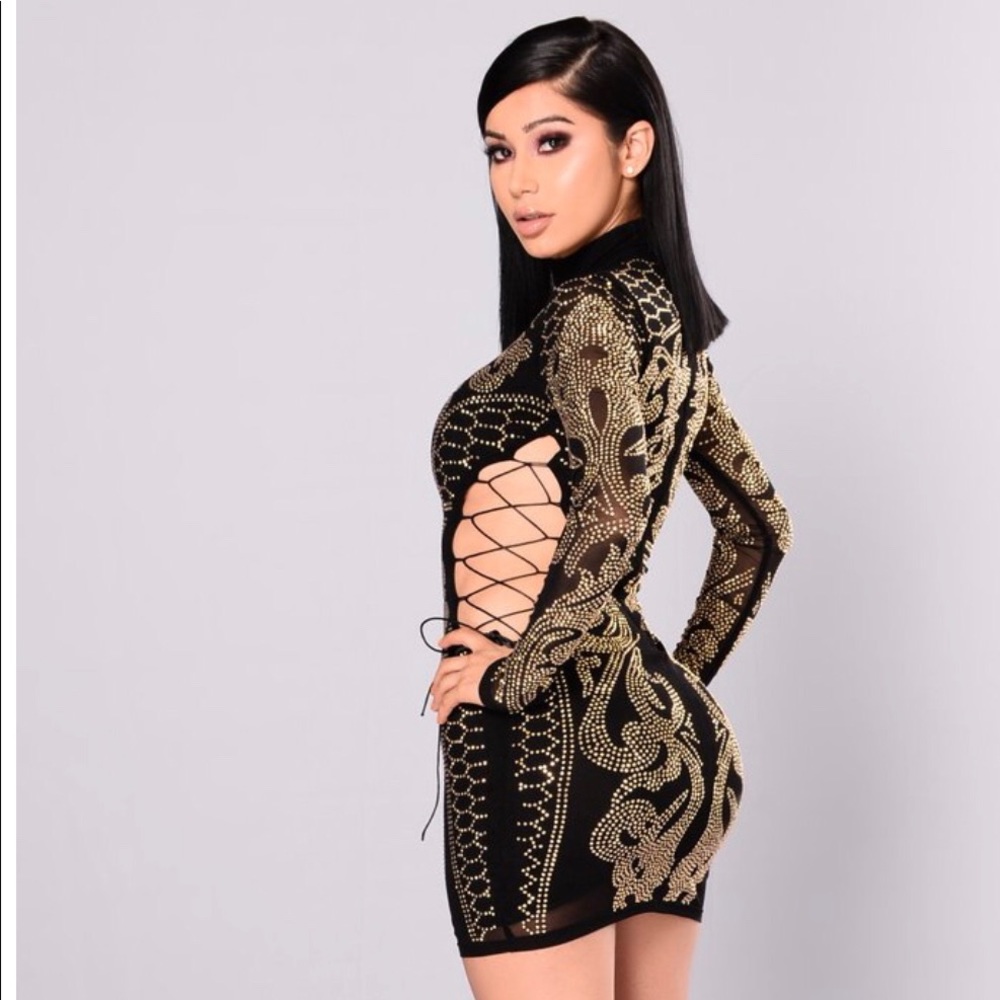 Beautiful fashionnova dress for sell!!👗